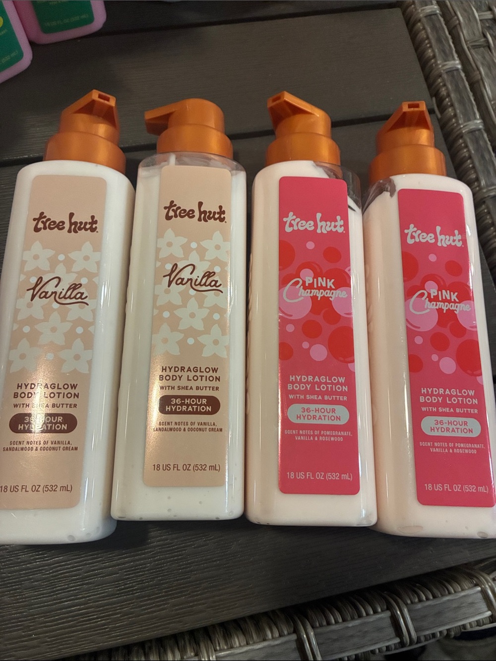 Tree Hut Hydraglow Body Lotion - Vanilla & Pink Champagne (18 oz)